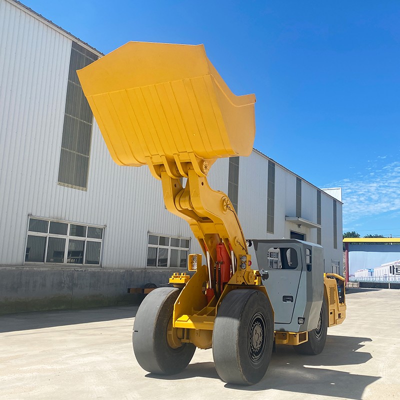 CY-30 SCOOPTRAM 2.jpg